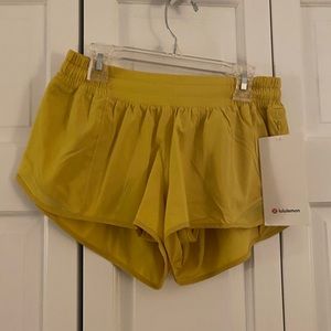 Lululemon Hotty Hot shorts